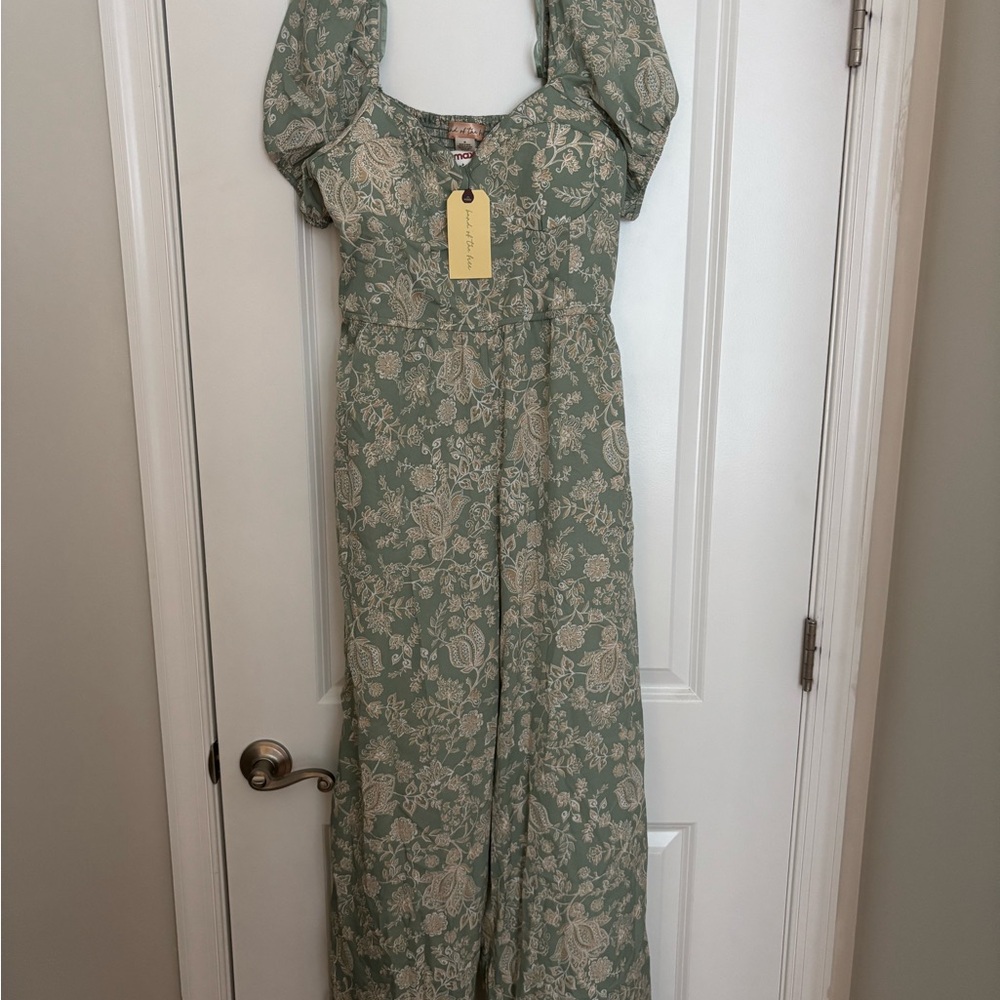 Elegant Floral Jumpsuit in Green